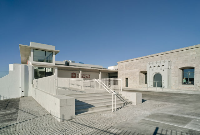 University of Gibraltar, an academic project with a smack of history.