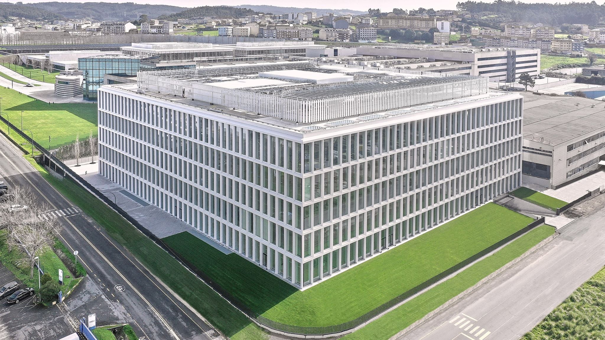 Dynamobel and Sutega join forces to design the workspace at the new ...