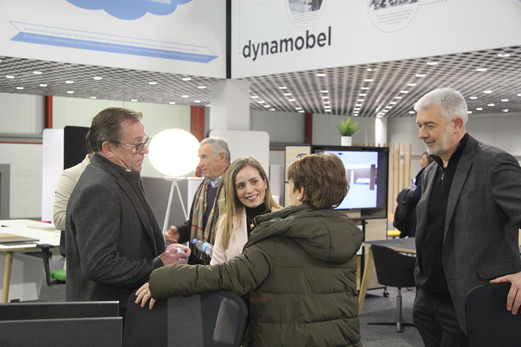 The Peralta factory welcomes Dynamobel’s distributors to showcase its upcoming innovations